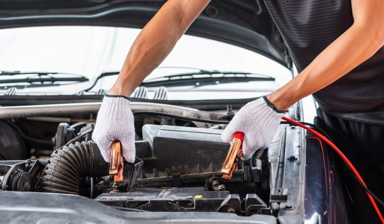 شارژ کردن باتری خودرو